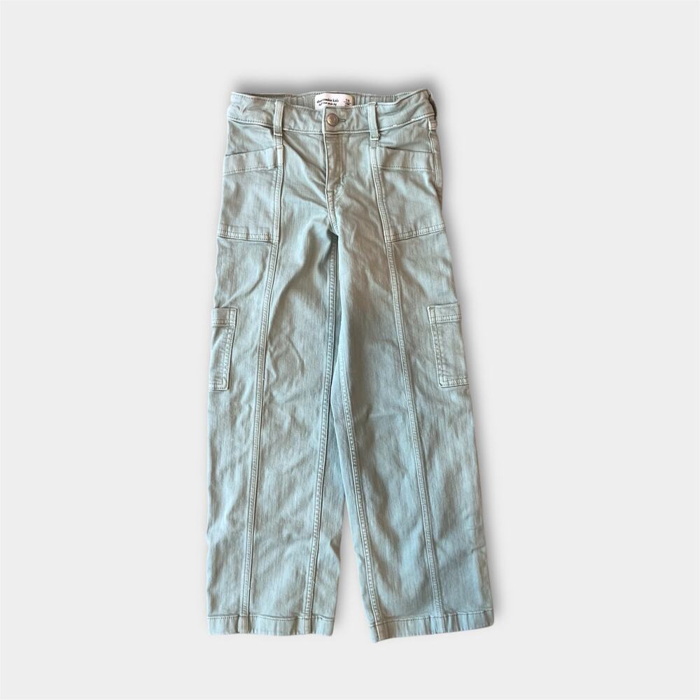 Abercrombie Kids High Rise Wide Leg Cargo Jeans 7/8 Long